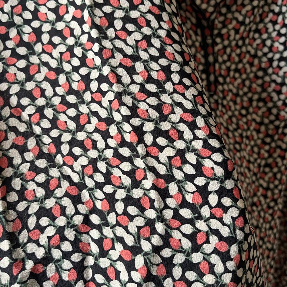 Max Studio Ruffle Blouse - Picture 4 of 4